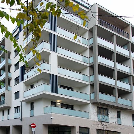 Westside Apartments By Urbanrent Будапеща Екстериор снимка